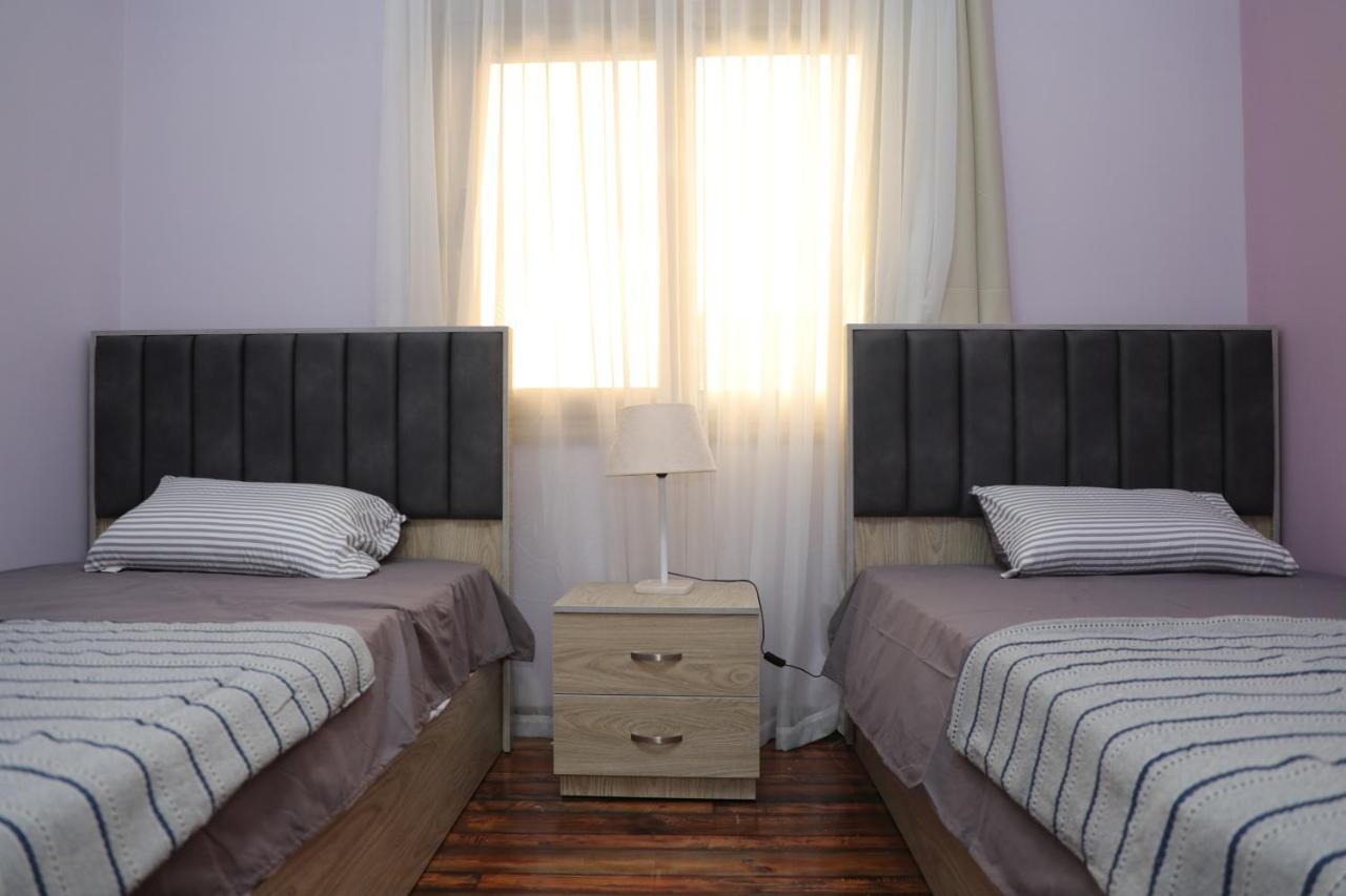 Apartment Luxurious - New