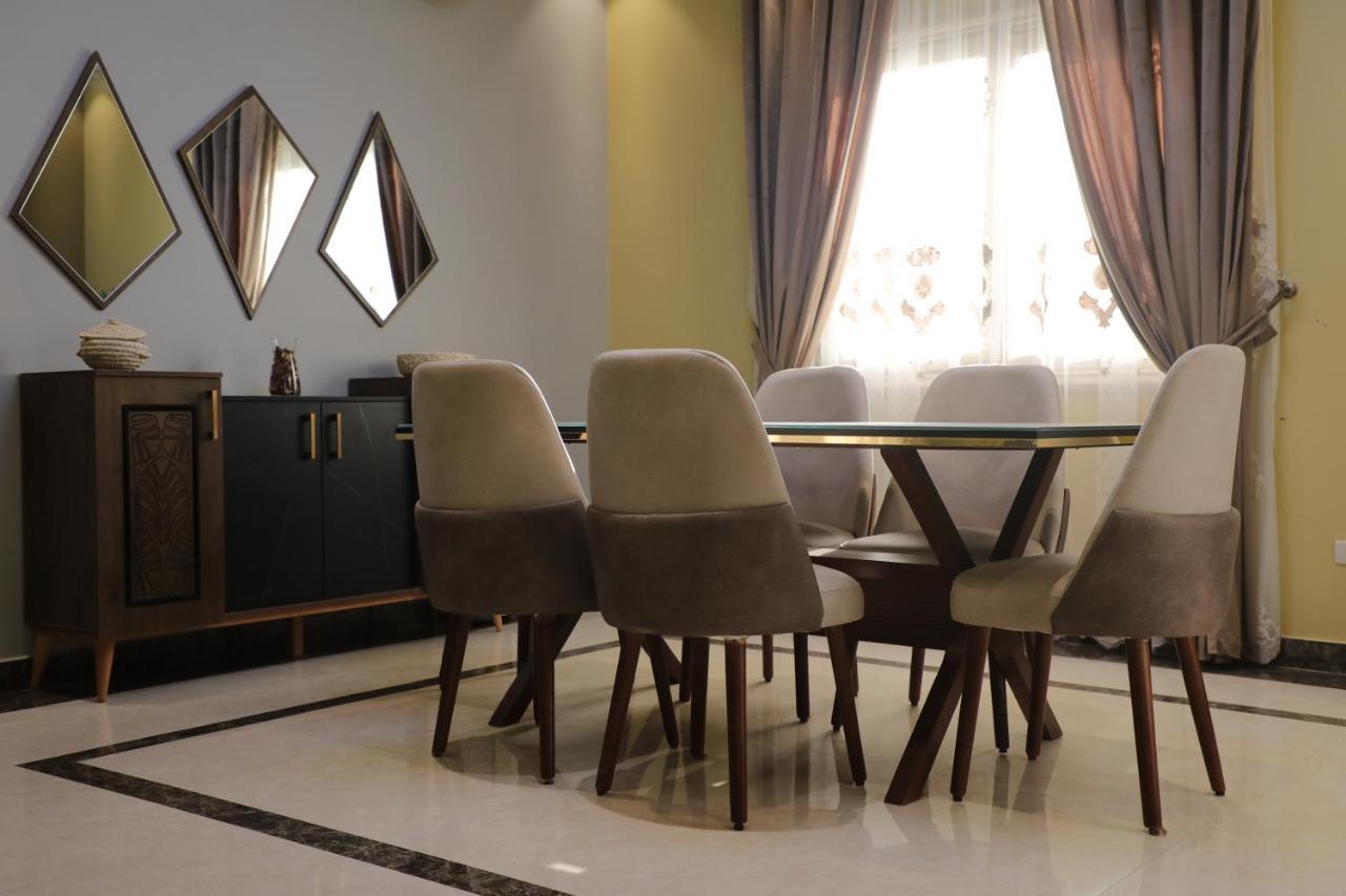 Luxurious - New Apartment